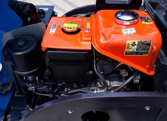 รถบดดินแบบเดินตามยี่ห้อKANTOรุ่น H650 เครื่องยนต์คูโบต้า E75 -E3-NB3 สตาร์ทด้วยกุญแจ มีระบบสั่นสะเทือน สภาพสวย พร้อมใช้งาน รุ่นใหม่ สนใจสอบถามเพิ่มเติม 081-7338802 ครับ