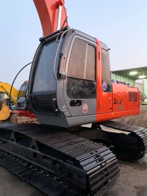 ขาย!! >>> Hitachi Zx200 รุ่น 1 รถพร้อมใช้งาน เอกสารเล่มทะเบียน <<< เบอร์ติดต่อ 098-7155789 086-4631102