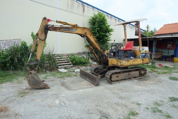 ขาย!! &gt;&gt;&gt; Komatsu PC30 รุ่น 6 รถพร้อมใช้งาน รุ่นทนทาน &lt;&lt;&lt; เบอร์ติดต่อ 098-7155789 086-4631102
