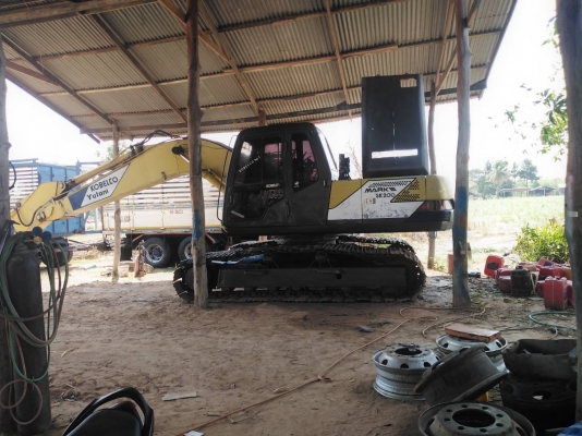 ขายด่วนครับรถแบ๊คโฮKOBEL200-3มากทีเอกสารอินวอยไฟฟ้าเต็มรถพร้อมใช้ครับผมตั้งขาย550000เอาจริงๆซื้อจริงๆต่อรองกับเจ้าของรถได้เลยครับผม550000รถดีน่าใช้รถไฟฟ้าเต็มเชิญครับเชิญครับช่วงนี้ยังหาตักดินขายได้สบายๆๆครับผมคอมนอก10000ครับผม