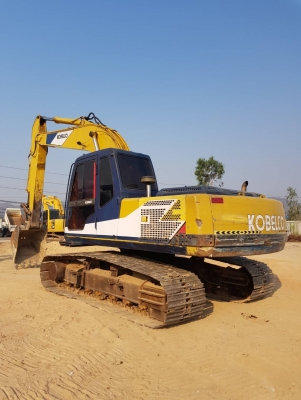 รถแบคโฮ KOBELCO SK200 M3 มีคลิปการทำงาน รถแบคโฮ KOBELCO SK200 M3 มีคลิปการทำงาน