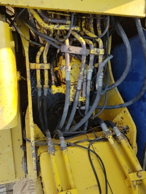 รถแบคโฮ KOBELCO SK200 M3 มีคลิปการทำงาน รถแบคโฮ KOBELCO SK200 M3 มีคลิปการทำงาน