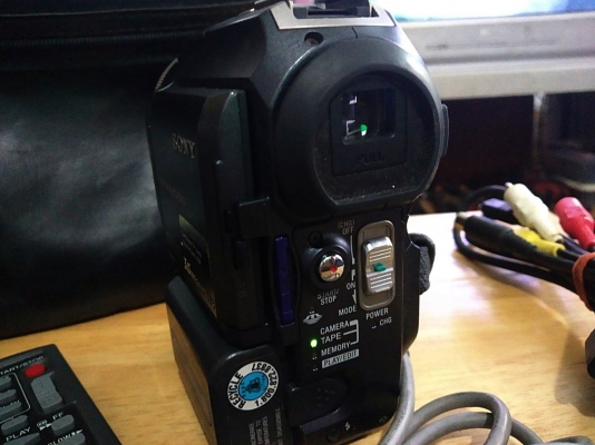 SONY HANDYCAN รุ่น DCR-PC330E Mdae in Japan