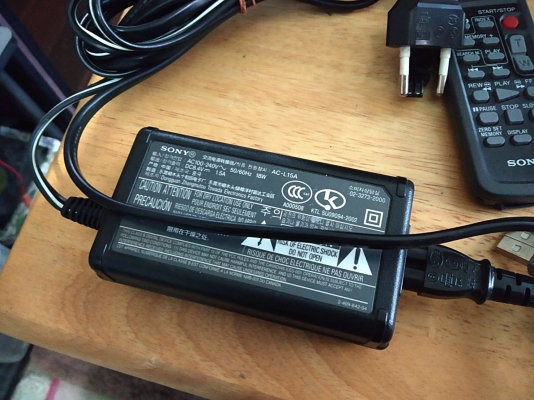 SONY HANDYCAN รุ่น DCR-PC330E Mdae in Japan