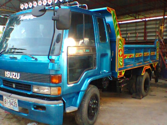 ISUZU ร๊อกกี้ 195 ดั้ม