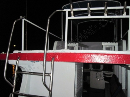 เรือยาวตลอดลำ 11.70 กว้าง 3.30 เมตร ลึก 1.30 12.13 ตันกรอส 8.25 ตันเนต เรือยาวตลอดลำ 11.70 กว้าง 3.30 เมตร ลึก 1.30 12.13 ตันกรอส 8.25 ตันเนต