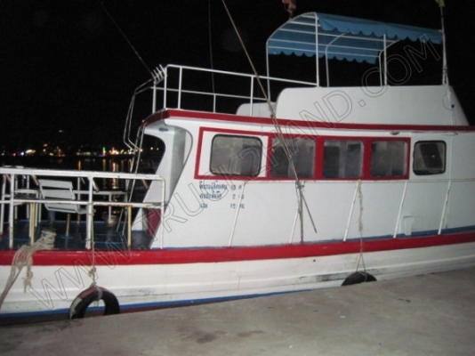 เรือยาวตลอดลำ 11.70 กว้าง 3.30 เมตร ลึก 1.30 12.13 ตันกรอส 8.25 ตันเนต เรือยาวตลอดลำ 11.70 กว้าง 3.30 เมตร ลึก 1.30 12.13 ตันกรอส 8.25 ตันเนต