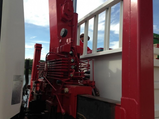 Hino eh700   เครน unic5ตัน 5ท่อน รถใช้งานอยู่   จ.ตาก อ.แม่สอด