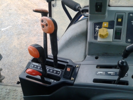 ขาย FORD 7840 SLE