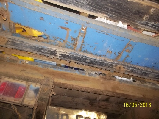 ขาย4ล้อกลาง  มาสด้าเครี่องอิซูสุ74แรง เกียร์สายสั้น