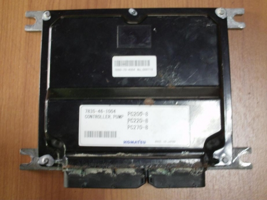 กล่อง+จอ KOMATSU PC200-8 กล่อง+จอ KOMATSU PC200-8