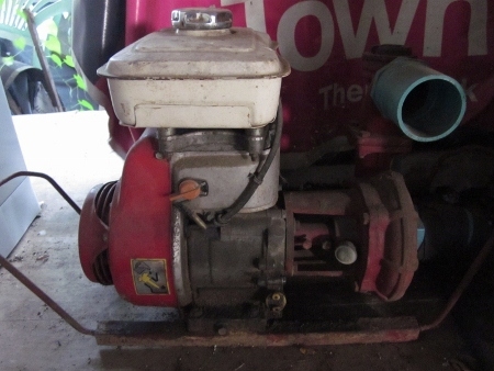 ขาย-เครื่องสูบน้ำ HONDA ท่อ 2 นิ้ว 3 แรง มือสองจากญี่ปุ่นแท้ ราคา 7,500 baht รุ่นใหม่ แรงดี พร้อมใช้งาน