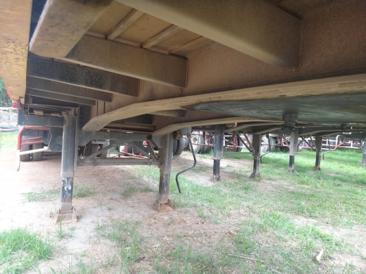 ขายด่วน   หางพื้นเรียบ  สามเพลาแท้เดิมๆ  พร้อมใช้  พร้อมขาย