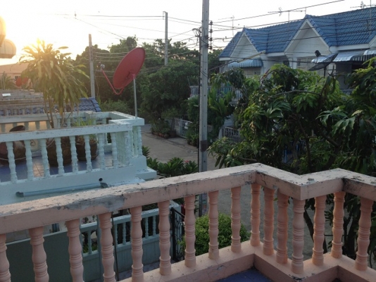 !!!!๑88*_ขาย บ้านทาวน์เฮ้าส์ 2 ชั้น 3 ห้องนอน สะอาด ไม่เปลี่ยวเลย เพื่อนบ้านน่ารักจริงๆไม่สัพเพเหระ โจรขโมยระแวกนี้ไม่เคยมี (เจ้าของขายเอง)