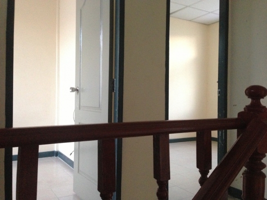 !!!!๑88*_ขาย บ้านทาวน์เฮ้าส์ 2 ชั้น 3 ห้องนอน สะอาด ไม่เปลี่ยวเลย เพื่อนบ้านน่ารักจริงๆไม่สัพเพเหระ โจรขโมยระแวกนี้ไม่เคยมี (เจ้าของขายเอง)