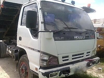 รถอิซูซุ 6 ล้อดั้ม 175 แรงม้า ปี 49  วิ่ง 7x,xxx กม.  สนใจติดต่อ 081 - 6079515