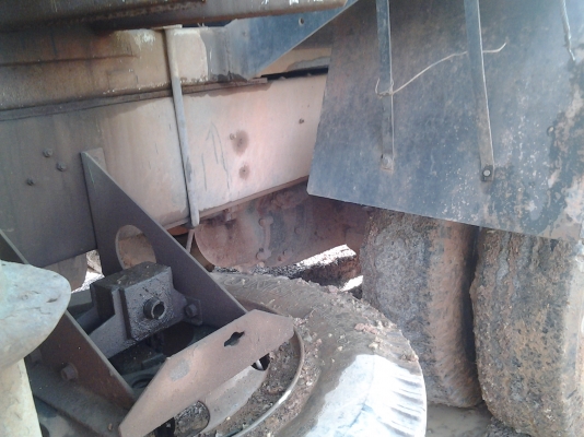 Isuzu Rocky Cxz 330 2เพลา โม่ปูน 6 คิว เหลืองวด 410000 Isuzu Rocky Cxz 330 2เพลา โม่ปูน 6 คิว เหลืองวด 410000