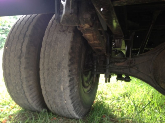 อิซูซุ 6 ล้อดั้ม 150 แรงม้า ปี 50  รถวิ่ง 22,xxx กม.  สนใจติดต่อ 081 - 6079515