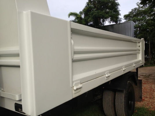 อิซูซุ 6 ล้อดั้ม 150 แรงม้า ปี 50  รถวิ่ง 22,xxx กม.  สนใจติดต่อ 081 - 6079515