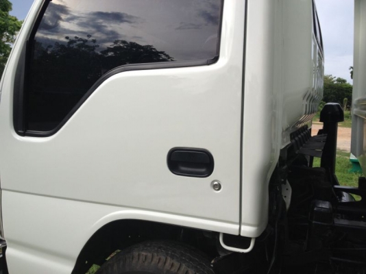 อิซูซุ 6 ล้อดั้ม 150 แรงม้า ปี 50  รถวิ่ง 22,xxx กม.  สนใจติดต่อ 081 - 6079515