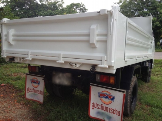 อิซูซุ 6 ล้อดั้ม 150 แรงม้า ปี 50  รถวิ่ง 22,xxx กม.  สนใจติดต่อ 081 - 6079515