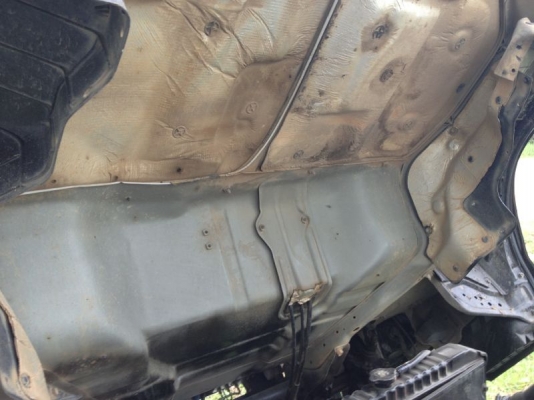 อิซูซุ 6 ล้อดั้ม 150 แรงม้า ปี 50  รถวิ่ง 22,xxx กม.  สนใจติดต่อ 081 - 6079515