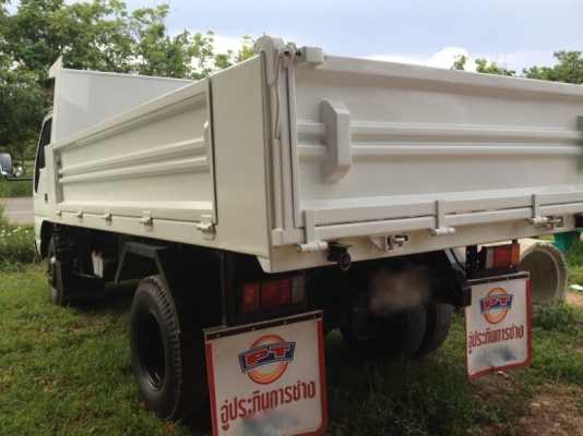 อิซูซุ 6 ล้อดั้ม 150 แรงม้า ปี 50  รถวิ่ง 22,xxx กม.  สนใจติดต่อ 081 - 6079515