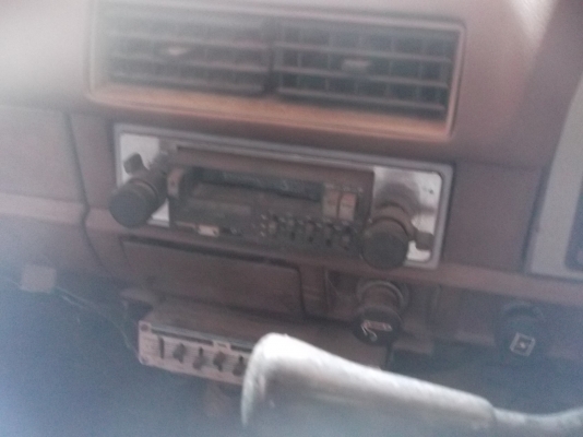 แยกชิ้น ด่วน DATSUN 720 เกียร์คอ แยกชิ้น ด่วน DATSUN 720 เกียร์คอ