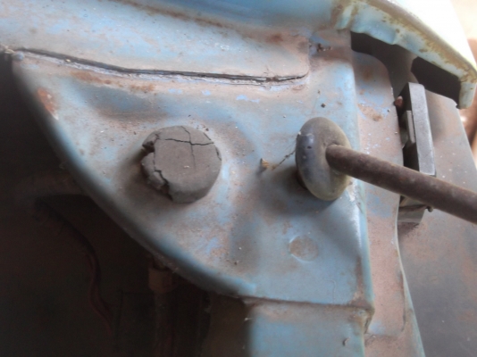 แยกชิ้น ด่วน DATSUN 720 เกียร์คอ แยกชิ้น ด่วน DATSUN 720 เกียร์คอ