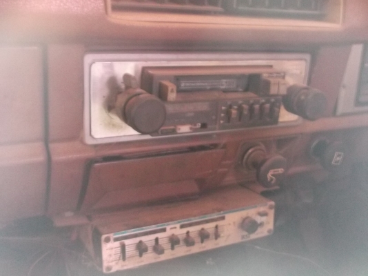 แยกชิ้น ด่วน DATSUN 720 เกียร์คอ แยกชิ้น ด่วน DATSUN 720 เกียร์คอ