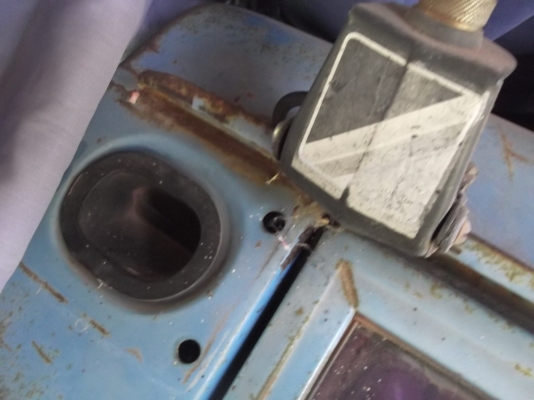 แยกชิ้น ด่วน DATSUN 720 เกียร์คอ แยกชิ้น ด่วน DATSUN 720 เกียร์คอ