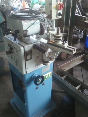 เครื่องลับใบเลื่อยวงเดือน