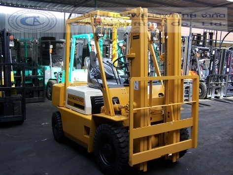 ขาย รถโฟล์คลิฟท์ KOMATSU รุ่น FG20 -8