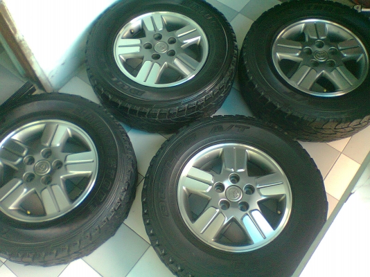 ขายแม็ก VIGO เดิมพร้อมยาง 4 วง