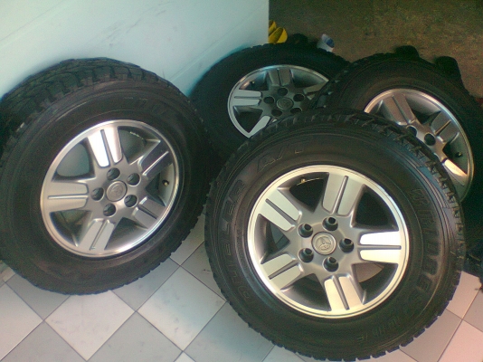 ขายแม็ก VIGO เดิมพร้อมยาง 4 วง