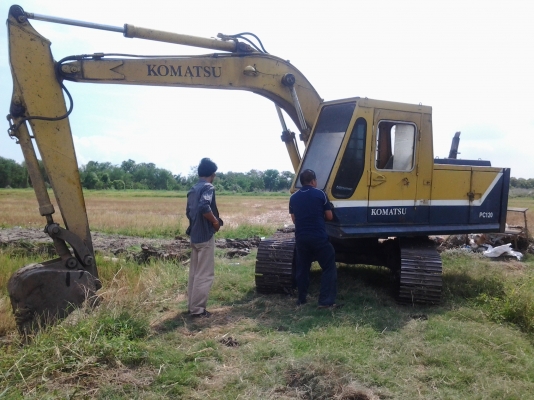 ขายแม็คโครKOMATSU  PC  100.2 รถสวยมากพร้อมใช้งานราคาถูกของจริงมาอีกแล้าคับ