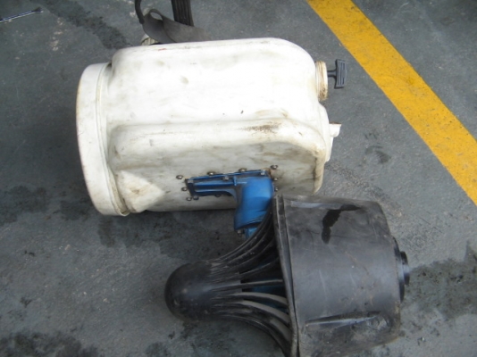 ขาย ถังว่ายน้ำติดเครื่อง Suzuki 2 แรง (ของเล่นญี่ปุ่น) ราคา 12,500 ขาย ถังว่ายน้ำติดเครื่อง Suzuki 2 แรง (ของเล่นญี่ปุ่น) ราคา 12,500