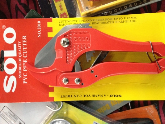 กรรไกรตัดท่อ PVC 1 1/2"  SOLO