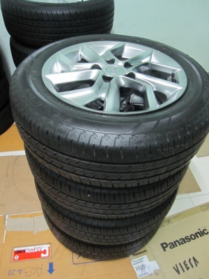 ขายยางป้ายแดง Nissan Pulsar ยาง Brigestone ขนาด 195/60R16 ปี 13