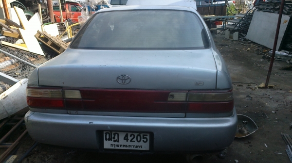 ขายรถ TOYOTA COROLLA เกีรย์ธรรมดาสภาพต้องบูรณะ