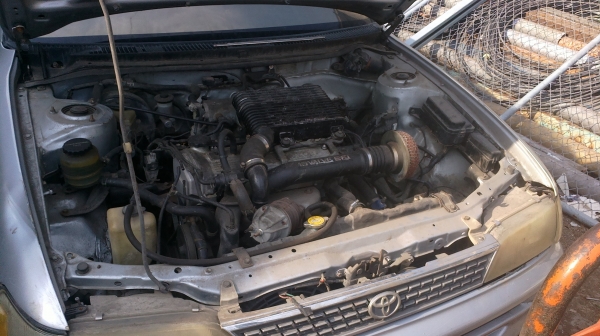 ขายรถ TOYOTA COROLLA เกีรย์ธรรมดาสภาพต้องบูรณะ