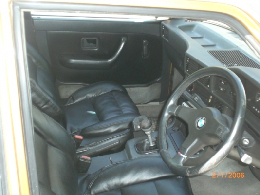 ขายรถเก๋งBMW รุ่นE28 2000cc