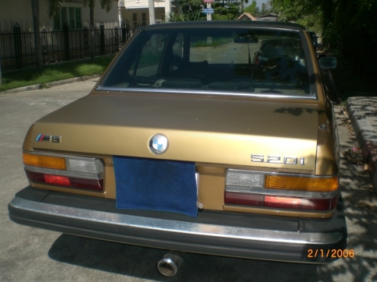 ขายรถเก๋งBMW รุ่นE28 2000cc