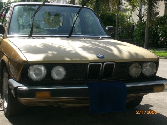 ขายรถเก๋งBMW รุ่นE28 2000cc