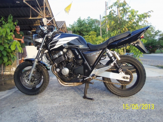 น้องฝากขายคับCB 400 มีทะเบียนคับราคา 93,000 บาทไทย