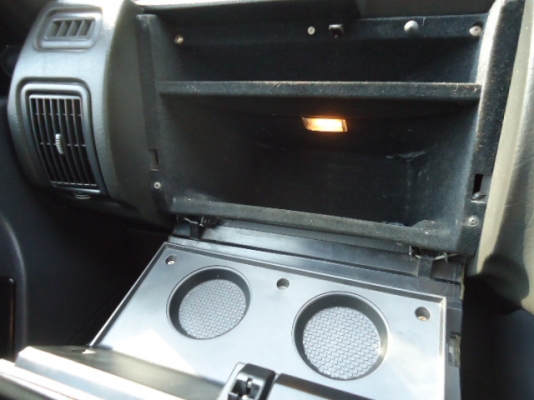 ขาย VOLVO 460 GLT ปี 37 เกียร์ธรรมดา  มีระบบเซ็นทรัลล็อค เบรค ABS