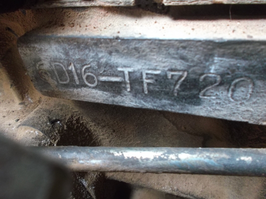 ขายด่วนรถสิบล้อหลงโบสองเพลาเรั้มเครือง6D16โบ220แรงม้า