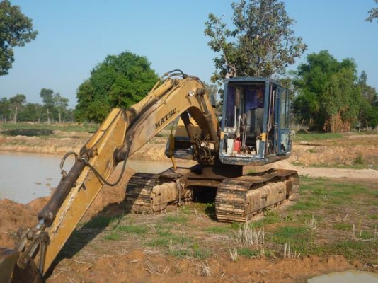 ขายรถแบ๊คโฮ