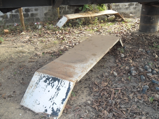 ขายกระบะดัมพ์ 10 ล้อ สภาพดีพร้อมใช้งาน ครบชุด