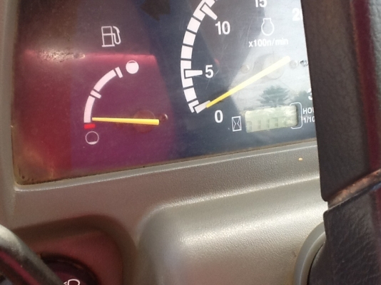 ยันร์ม่า EF 352 T 4 WD 2 เพลา ทำงาน 1177 ชั่วโมง พร้อมใช้งานครับ..